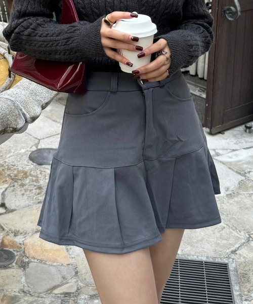 efill(エフィル)の「新作 プリーツ ミニ スカート(スカート・レディース・グレー・S)」の6枚目の写真