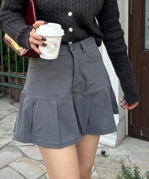 efill(エフィル)の「新作 プリーツ ミニ スカート(スカート・レディース・グレー・S)」の5枚目の写真