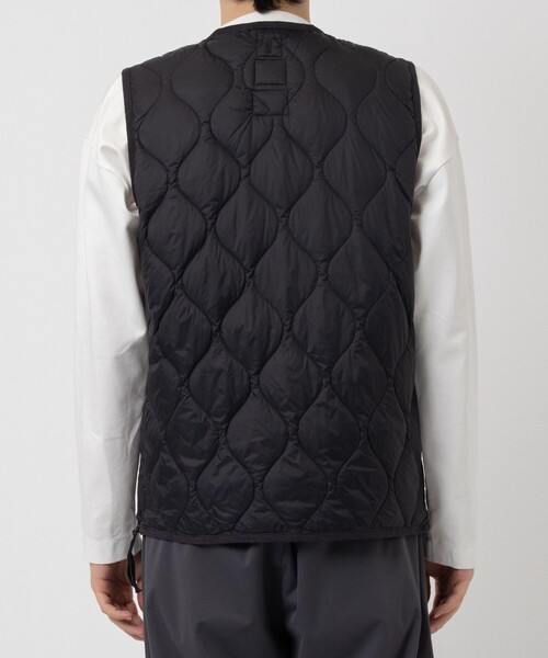 TAION(タイオン)の「【TAION/タイオン】MILITARY V NECK W-ZIP DOWN VEST SOFT SHELL/軽量/洗える(ベスト・メンズ・ブラック/ネイビー・MEDIUM/LARGE/X-LARGE)」の21枚目の写真