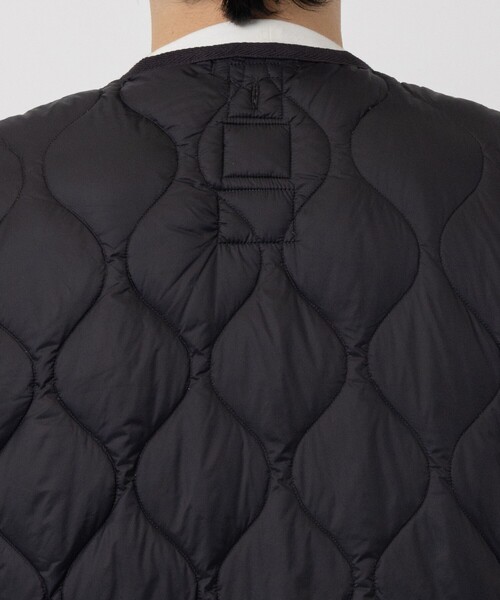 TAION(タイオン)の「【TAION/タイオン】MILITARY V NECK W-ZIP DOWN VEST SOFT SHELL/軽量/洗える(ベスト・メンズ・ブラック/ネイビー・MEDIUM/LARGE/X-LARGE)」の19枚目の写真