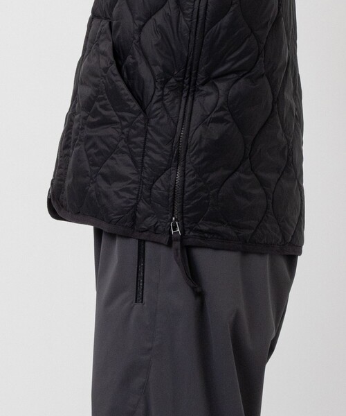 TAION(タイオン)の「【TAION/タイオン】MILITARY V NECK W-ZIP DOWN VEST SOFT SHELL/軽量/洗える(ベスト・メンズ・ブラック/ネイビー・MEDIUM/LARGE/X-LARGE)」の15枚目の写真