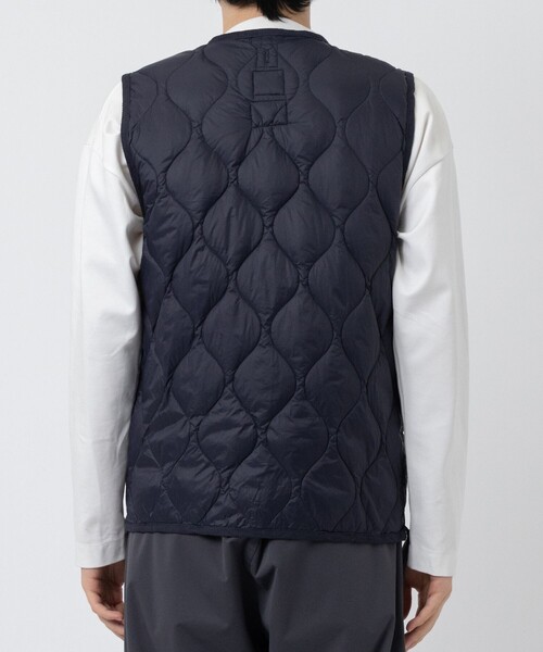 TAION(タイオン)の「【TAION/タイオン】MILITARY V NECK W-ZIP DOWN VEST SOFT SHELL/軽量/洗える(ベスト・メンズ・ブラック/ネイビー・MEDIUM/LARGE/X-LARGE)」の8枚目の写真