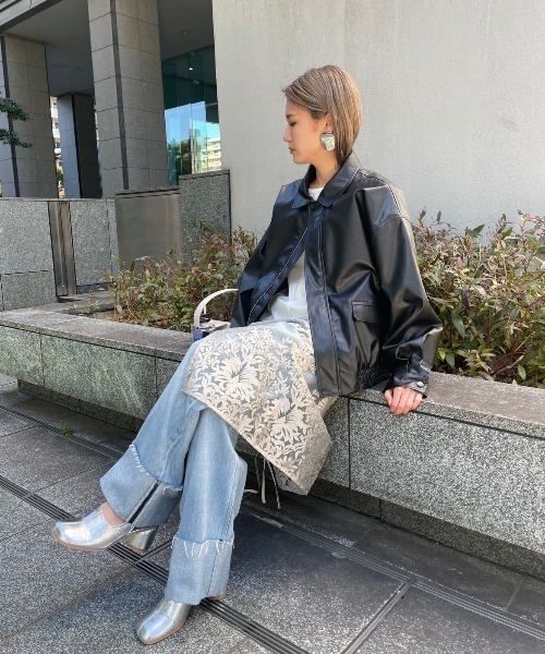 AIC.（エーアイシー）の「レザータッチステンカラーブルゾン（ブルゾン・レディース・ブラック/ネイビー・FREE）」の14枚目の写真