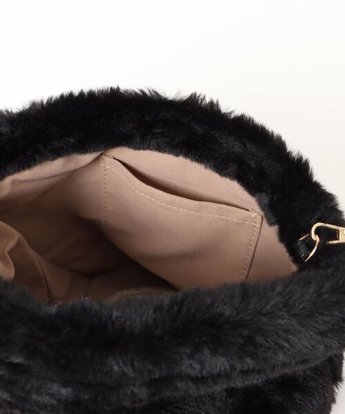 salle de bal（サルデバル）の「にゃんこ ファー 巾着ショルダー KTK 1036 MMI（ショルダーバッグ・レディース・ブラック/グレイッシュベージュ/ライトグレー・FREE）」の6枚目の写真