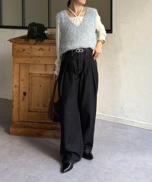 Thevon(ゼボン)の「フェザーヤーンVネックベスト(ニット/セーター・レディース・アイボリー/ブラック/グレー/ベージュ/サンドベージュ/サックスブルー/イエロー・FREE)」の19枚目の写真