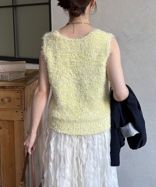 Thevon(ゼボン)の「フェザーヤーンVネックベスト(ニット/セーター・レディース・アイボリー/ブラック/グレー/ベージュ/サンドベージュ/サックスブルー/イエロー・FREE)」の13枚目の写真