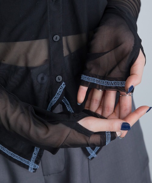 ARTS & SCIENCE Vネックシャツ ARTS & SCIENCE Vネックシャツ