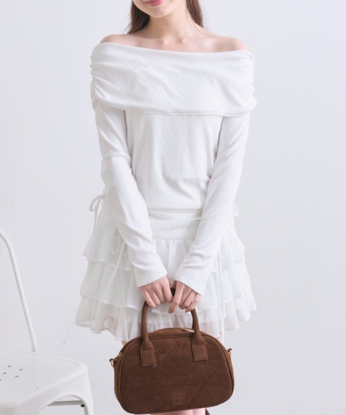 OLIVE des OLIVE(オリーブデオリーブ)の「ピコレースオフショルトップス(Tシャツ/カットソー・レディース・オフホワイト/レッド/ピンク/トップグレー・FREE)」の5枚目の写真