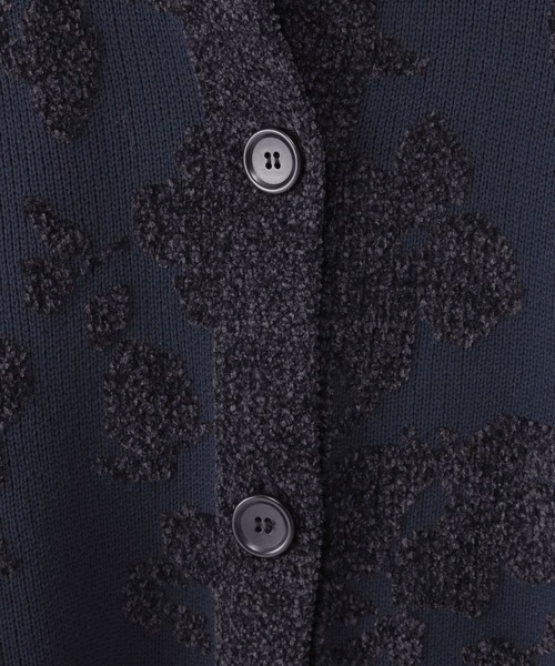 studio CLIP（スタディオクリップ）の「7ゲージフラワーカーディガンジャケット（カーディガン/ボレロ・レディース・ネイビー/オフホワイト・FREE）」の3枚目の写真