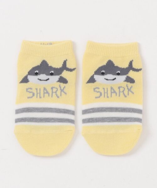 KP DECO（ケーピーデコ）の「日本製/サメモチーフソックス（ソックス/靴下・キッズ・ネイビー/イエロー・11cm/22cm/20cm/18cm/16cm/14cm）」の2枚目の写真