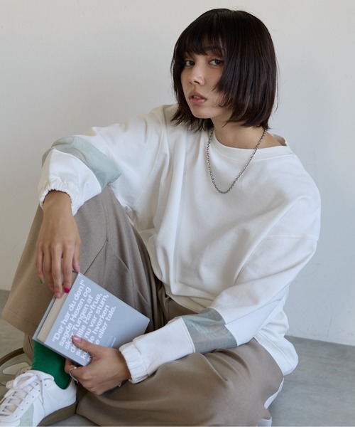 セール】Sweatshirt with Sheer Sleeve Details 袖シアー
