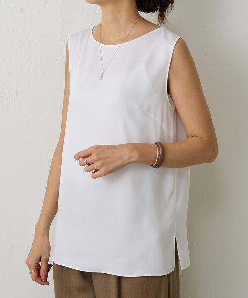 LIVETART（リヴェタート）の「《LIVETART》キュプラツイルタンクトップ（シャツ/ブラウス・レディース・ホワイト/ネイビー・FREE）」の2枚目の写真