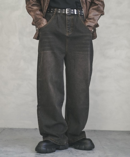 Shoowtime(ショウタイム)の「Vintage wash wide straight denim pants / ビンテージウォッシュワイドストレートデニムパンツ(デニムパンツ・メンズ・ブラック系・X-LARGE/LARGE/MEDIUM)」の1枚目の写真