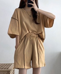 Asterellivi（アステレリビ）の「ゆるっと可愛い　ステッチデザイン　カットソーセットアップ（ルームウェア/パジャマ）」