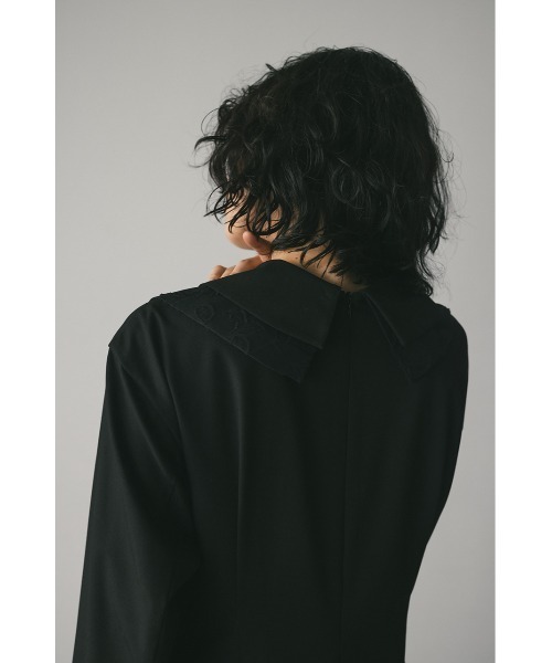 STYLEMIXER(スタイルミキサー)の「ダブルカラーワンピース(ワンピース・レディース・ベージュ/ブラック・SMALL/MEDIUM)」の13枚目の写真