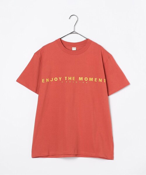p.premier（ピードットプルミエ）の「【ママ】イロチ買いしたいシンプルロゴプリント半袖Tシャツ（Tシャツ/カットソー・レディース・パープル/チャコール/レッド/ピンク/ブラウン/サックスブルー/オフホワイト・MEDIUM）」の7枚目の写真