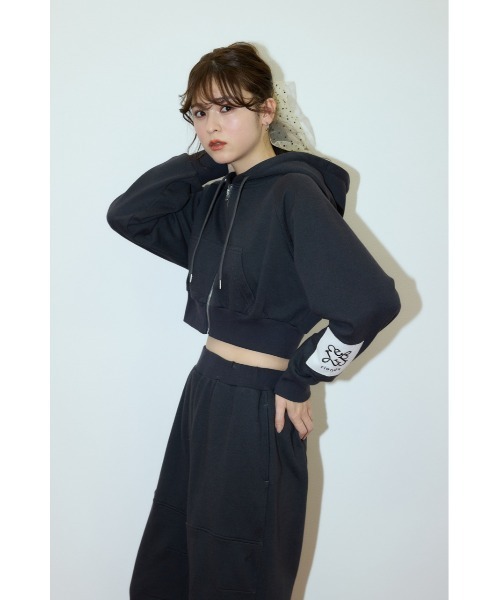 rienda(リエンダ)の「Rパッチ付きレディーススウェットトップス トレーナー 春服(スウェット・レディース・ベージュ/ライトブラック/杢グレー・FREE)」の5枚目の写真