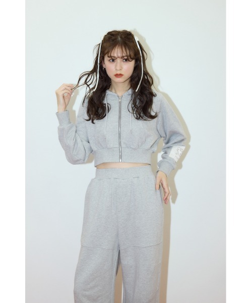 rienda(リエンダ)の「Rパッチ付きレディーススウェットトップス トレーナー 春服(スウェット・レディース・ベージュ/ライトブラック/杢グレー・FREE)」の10枚目の写真