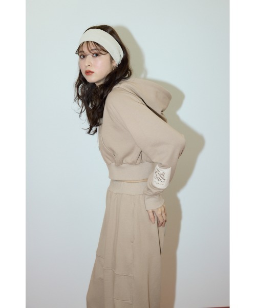 rienda(リエンダ)の「Rパッチ付きレディーススウェットトップス トレーナー 春服(スウェット・レディース・ベージュ/ライトブラック/杢グレー・FREE)」の20枚目の写真