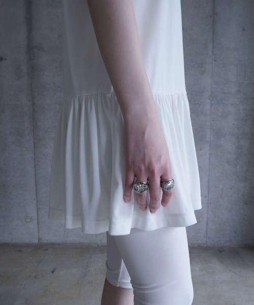 G.V.G.V.（ジーヴィージーヴィー）の「GATHER TUNIC TOP（Tシャツ/カットソー・レディース・ホワイト/ブラック・ONE SIZE）」の17枚目の写真