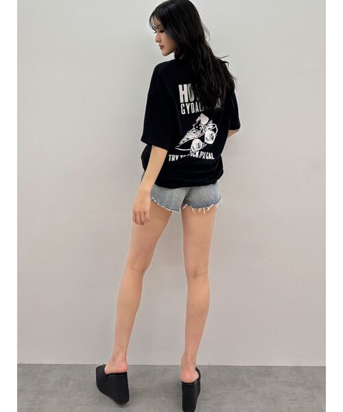 GYDA（ジェイダ）の「HOT DOG GYDALMATIAN BIG Tシャツ（Tシャツ/カットソー・レディース・ライトグレー/オフホワイト/ブラック・FREE）」の11枚目の写真