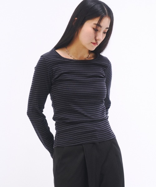 FEKETE（フェケテ）の「STRIPE LONG SLEEVE TEE / ボーダーロンT（Tシャツ/カットソー・レディース・アイボリー/グレー・FREE）」の16枚目の写真