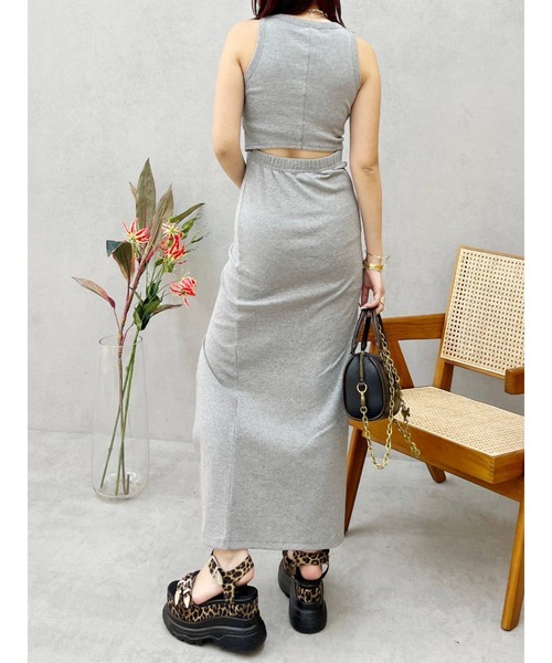 EVRIS（エヴリス）の「【パッド付】バックオープンアメスリロングワンピース（ワンピース・レディース・ブルー/グレー/レッド/ブラック・FREE）」の6枚目の写真