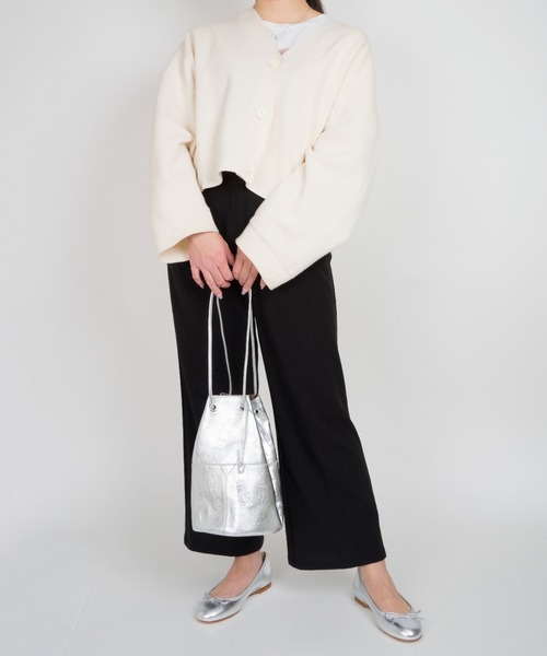 FABIO RUSCONI(ファビオルスコーニ)の「【FABIO RUSCONI/ファビオ ルスコーニ】フラットシューズ エナメル パンプス バレエシューズ(バレエシューズ・レディース・ブラック/アイボリー/シルバー/ブラック系その他・36/37/38/39)」の8枚目の写真