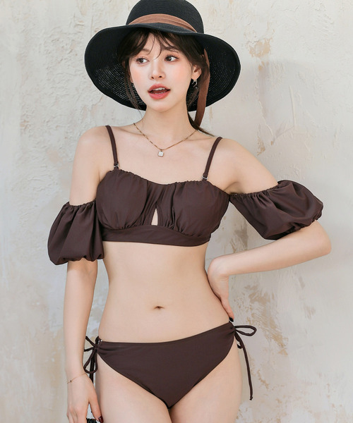 TeddyShop（テディショップ）の「レディース水着 パフスリ風バックリボンオフショルビキニ 上下2点セット（水着・レディース・オレンジ/ブラック/ダークブラウン/ピンク・S/M/L）」の11枚目の写真