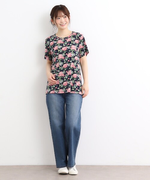 LAURA ASHLEY（ローラアシュレイ）の「【洗える／ジャージ素材／同柄アイテムあり】シャーボーン柄プルオーバー（Tシャツ/カットソー・レディース・ネイビー系/パープル系5・38/40）」の6枚目の写真