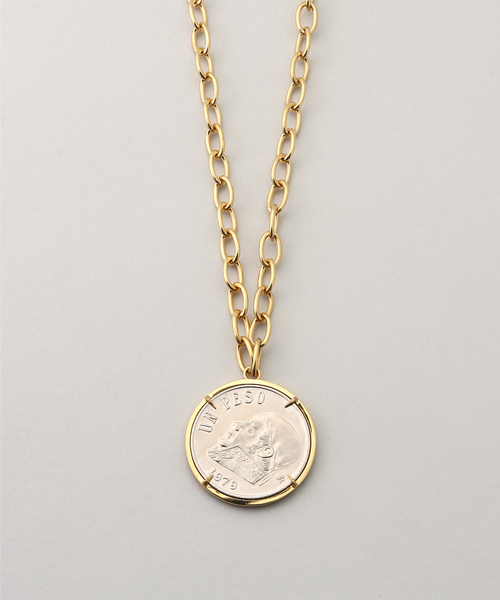 Gabriela Artigas/ガブリエラ アルティガスPESO MEDALLION