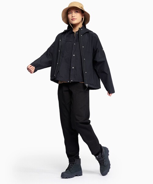 AIGLE（エーグル）の「UVカット 撥水 マルチユース ナイロンシャツジャケット（ナイロンジャケット・レディース・ブラック/ホワイト・40/34/36/38）」の8枚目の写真