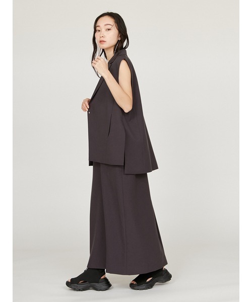 emmi(エミ)の「UVカット テーラーカラーベスト(その他アウター・レディース・オリーブ/チャコールグレー・FREE)」の11枚目の写真