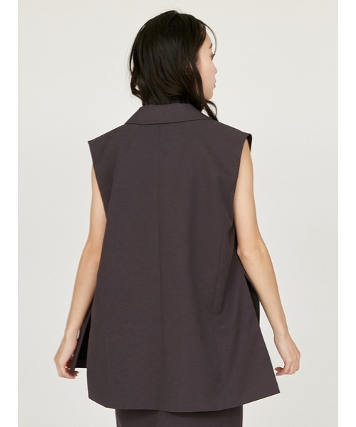 emmi(エミ)の「UVカット テーラーカラーベスト(その他アウター・レディース・オリーブ/チャコールグレー・FREE)」の4枚目の写真