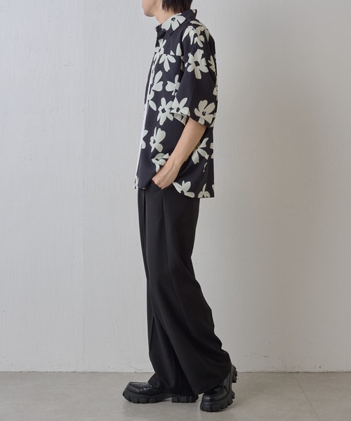 COLONY 2139(コロニートゥーワンスリーナイン)の「アートフラワー柄半袖シャツ(シャツ/ブラウス・メンズ・ブラック/グリーン・MEDIUM/LARGE)」の16枚目の写真