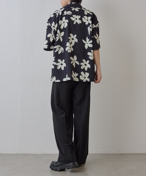 COLONY 2139(コロニートゥーワンスリーナイン)の「アートフラワー柄半袖シャツ(シャツ/ブラウス・メンズ・ブラック/グリーン・MEDIUM/LARGE)」の15枚目の写真