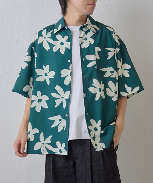 COLONY 2139(コロニートゥーワンスリーナイン)の「アートフラワー柄半袖シャツ(シャツ/ブラウス・メンズ・ブラック/グリーン・MEDIUM/LARGE)」の21枚目の写真