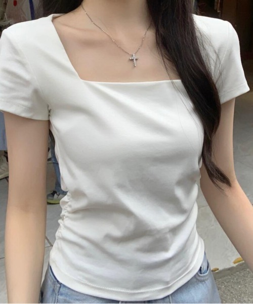 semplice(センプリチェ)の「上品なスクエアネックTシャツ【韓国ファッション】(Tシャツ/カットソー・レディース・グレー/ホワイト/ブラック/ベージュ・F)」の10枚目の写真