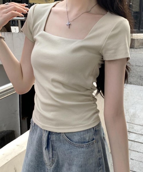 semplice(センプリチェ)の「上品なスクエアネックTシャツ【韓国ファッション】(Tシャツ/カットソー・レディース・グレー/ホワイト/ブラック/ベージュ・F)」の6枚目の写真
