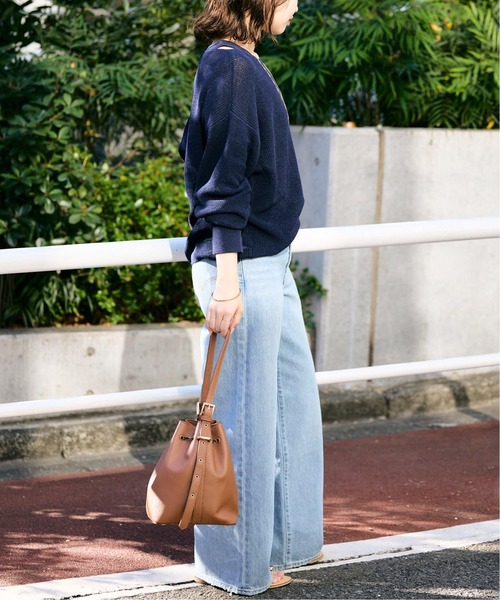 SLOBE IENA(スローブイエナ)の「《追加》リネン混畦ニット(ニット/セーター・レディース・ホワイト/ネイビー/サックスブルー/ピンク・FREE)」の21枚目の写真