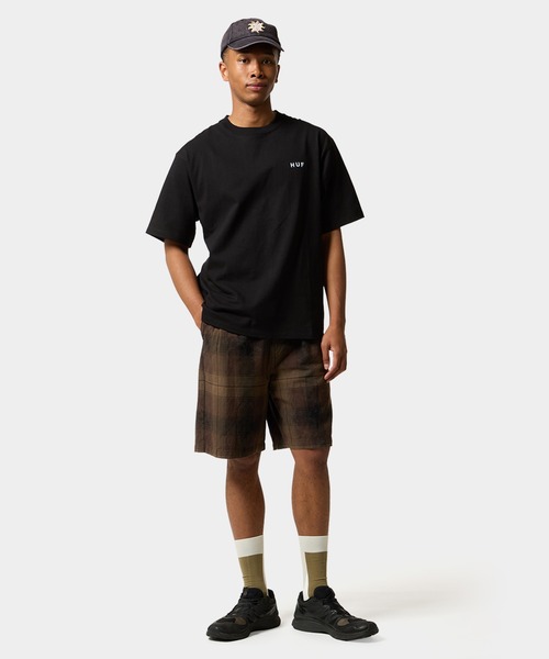 HUF(ハフ)の「OG LOGO TEE(Tシャツ/カットソー・メンズ・ブラック/ホワイト/ナチュラル/ライトグリーン・XL/L/M/XXL/XS/S)」の19枚目の写真