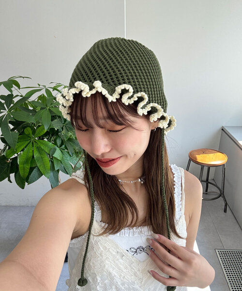 CIAOPANIC（チャオパニック）の「紐付きフリルニットハット（キャップ・レディース・ベージュ/ピンク/グリーン・ONE SIZE）」の3枚目の写真