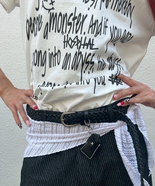 Chikashitsu +（チカシツプラス）の「【Chikashitsu +】messaging lettering t-shirt / 【チカシツプラス】メッセージレタリングプリント半袖Tシャツ（Tシャツ/カットソー・メンズ・ホワイト/チャコール/ブラック・ONE SIZE）」の6枚目の写真