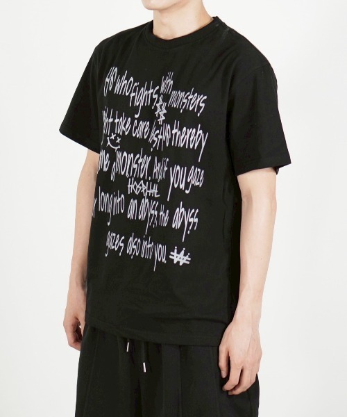 Chikashitsu +（チカシツプラス）の「【Chikashitsu +】messaging lettering t-shirt / 【チカシツプラス】メッセージレタリングプリント半袖Tシャツ（Tシャツ/カットソー・メンズ・ホワイト/チャコール/ブラック・ONE SIZE）」の19枚目の写真