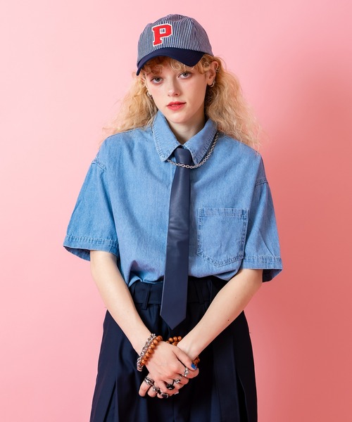 a.p.o.v.（エーピーオービー）の「a.p.o.v. オーバーサイズ＆ショート丈デニムシャツ（シャツ/ブラウス・メンズ・ネイビー/ブルー・ONESIZE）」の6枚目の写真