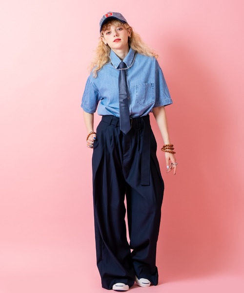 a.p.o.v.（エーピーオービー）の「a.p.o.v. オーバーサイズ＆ショート丈デニムシャツ（シャツ/ブラウス・メンズ・ネイビー/ブルー・ONESIZE）」の7枚目の写真