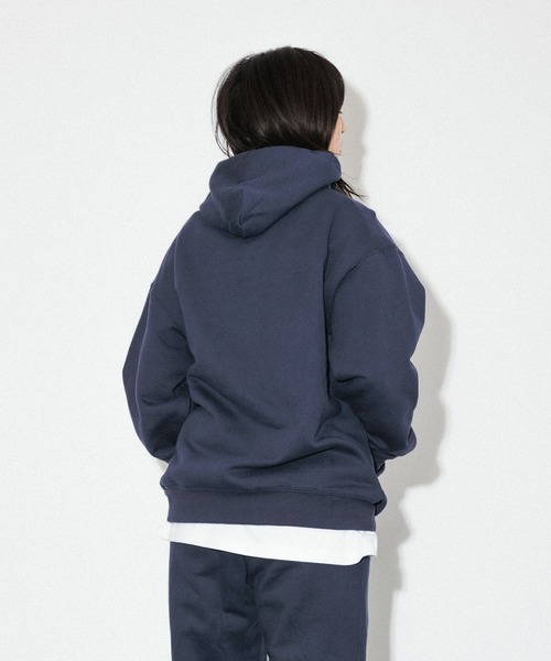Knuu(ヌウ)の「Heavy Hooded Sweatshirt / ヘビーベーシックパーカー(パーカー・メンズ・ブラック/ヘザーグレー/ホワイト/グリーン/レッド/ネイビー/マルーン・X-SMALL/SMALL/MEDIUM/LARGE/X-LARGE/XX-LARGE)」の15枚目の写真