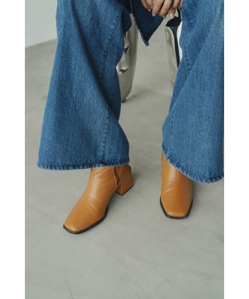 Knuth Marf(クヌースマーフ)の「2way loose long boots(ブーツ・レディース・キャメル・23/24/25)」の3枚目の写真