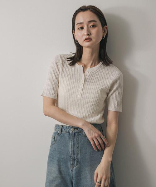 SENSE OF PLACE by URBAN RESEARCH（センスオブプレイスバイアーバンリサーチ）の「ヘンリーネックミニケーブルセーター(半袖)（ニット/セーター・レディース・ピンク/ネイビー/オレンジ/グレー/アイボリー/ライトブルー/ブラック・ONE）」の18枚目の写真