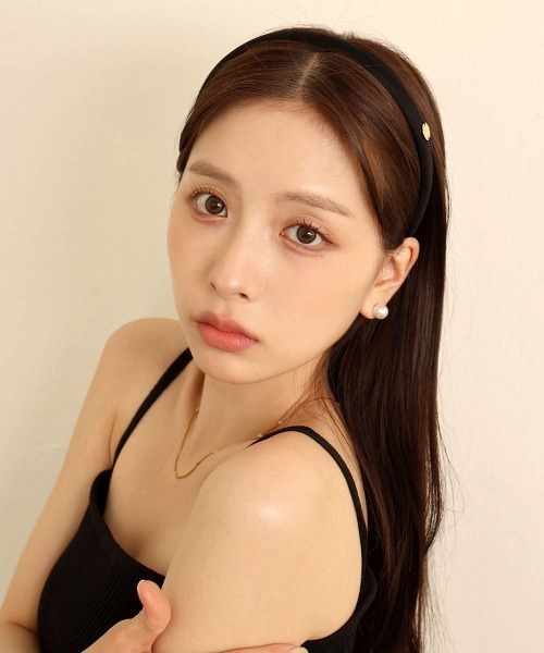 CEMONEMO（セモネモ）の「サテン カチューシャ（カチューシャ・レディース・ブラック・FREE）」の7枚目の写真